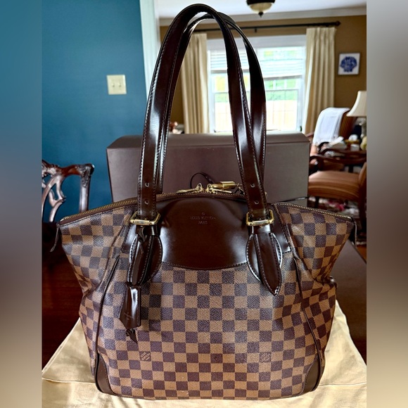 Louis Vuitton Verona GM 2011 - LIKE BRAND NEW - Picture 1 of 16